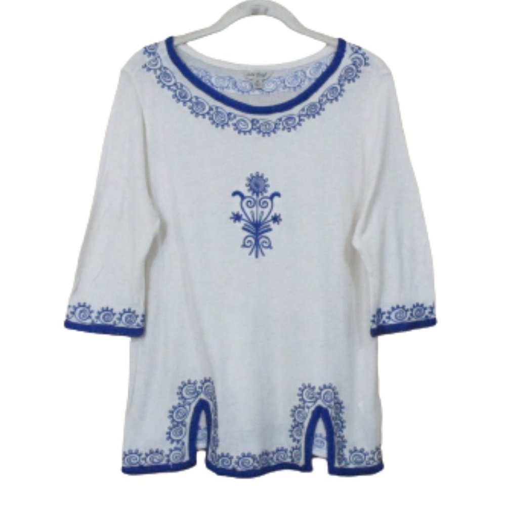 Lucky Brand Women's Cream & Blue Embroidered Knit Top M